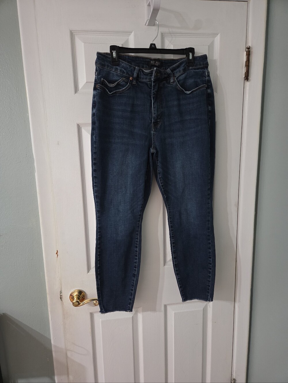 Judy Blue Williamsburg Tummy Control High Rise Skinny Jeans.  16W